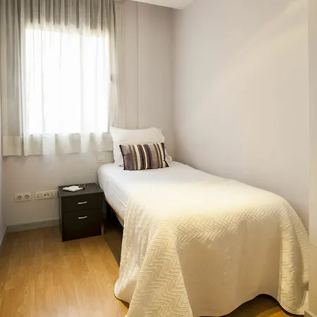Short Group Camp Nou Serviced Appartamento