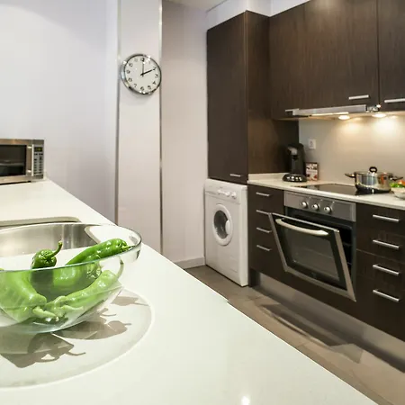 Short Group Camp Nou Serviced Apartment