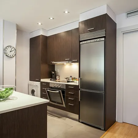 Short Group Camp Nou Serviced Apartment